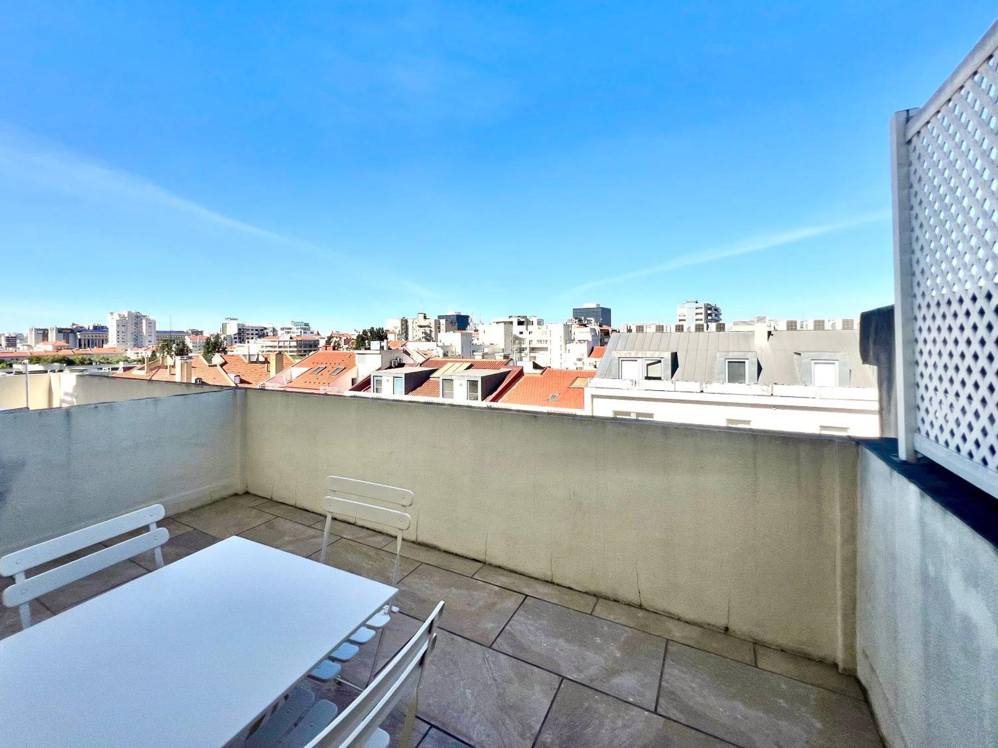 Home Out Saldanha Lisbon Bagian luar foto